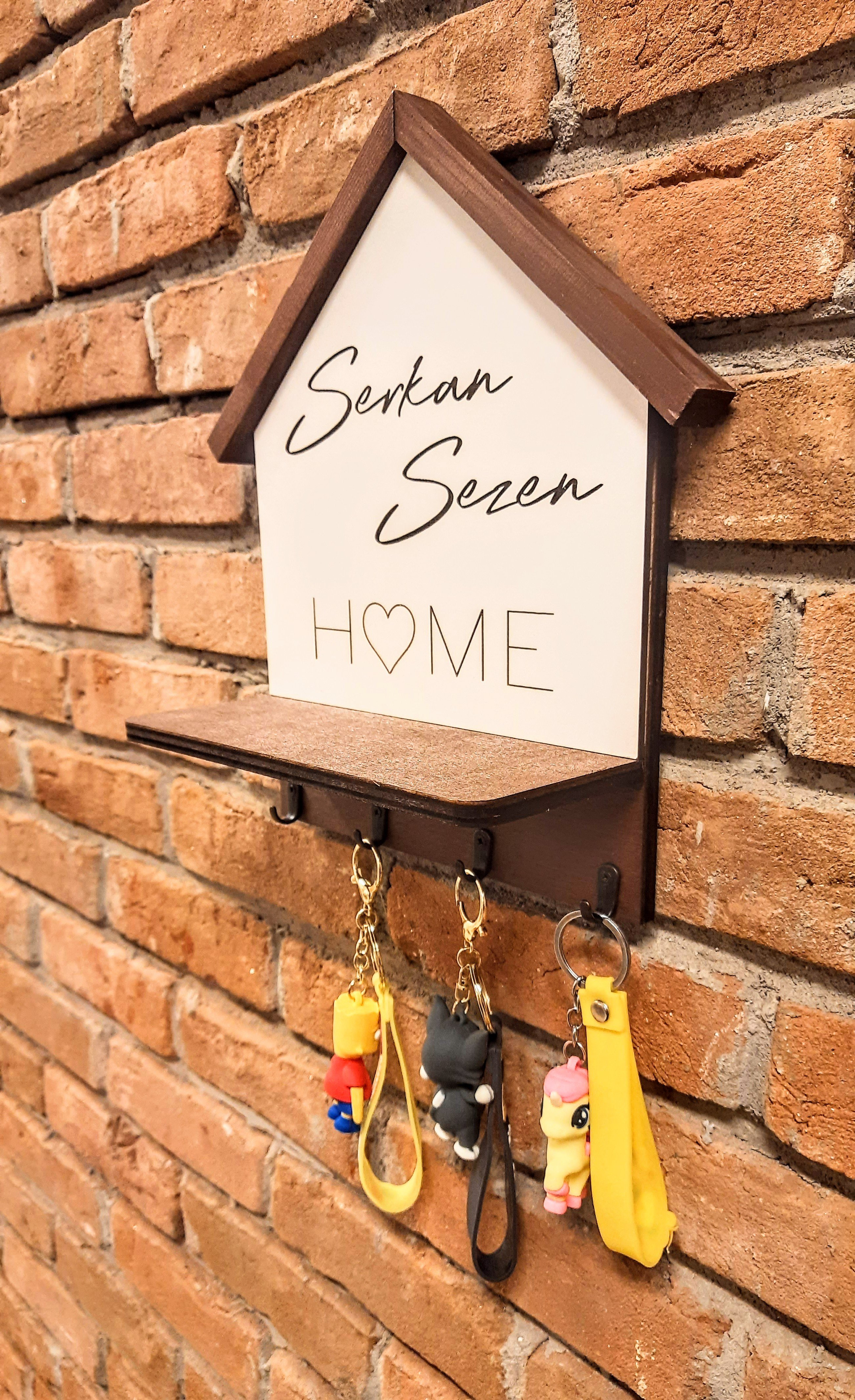 Kişiye Özel Hediyelik Raflı Anahtarlık Askısı 26 X 20 X 10 CM