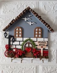 Anahtar Askısı Kozalak Çatılı Yaz Temalı 23 X 25 Cm