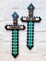 Elmas Kılıcı Minecraft 2 Adet Ahşap Duvar Dekoru - Kişiye Özel İsim - El İşçiliği Boyama 40x18 cm