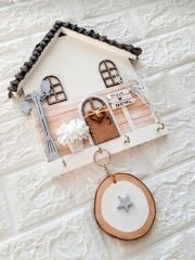 Çam Kozalak Çatılı Kış Temalı Anahtar Askısı 23 x 25