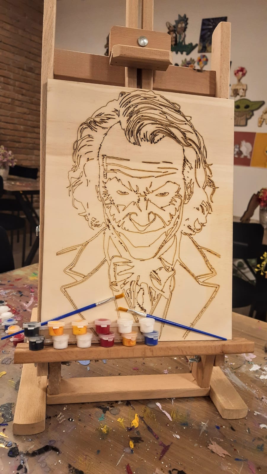 Joker Duvar Dekoru İçin Ahşap - Boyalar ve 2 Fırça İle Birlikte 25 x 35 cm x 8 mm