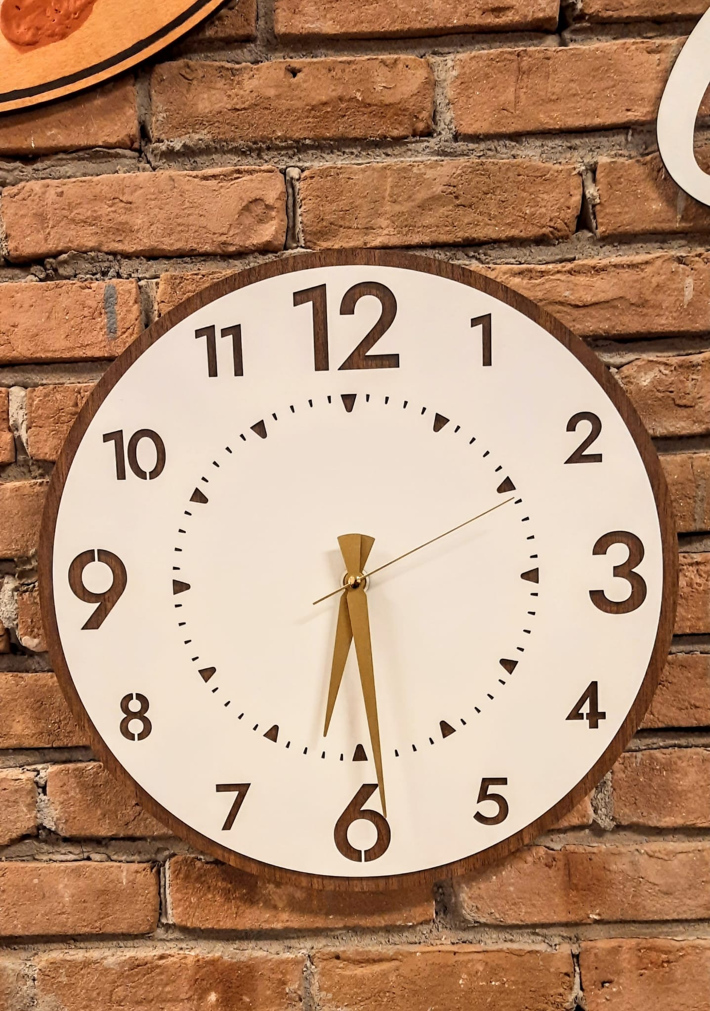 Dekoratif Ahşap Duvar Saati - Sessiz Mekanizma - 40 Cm